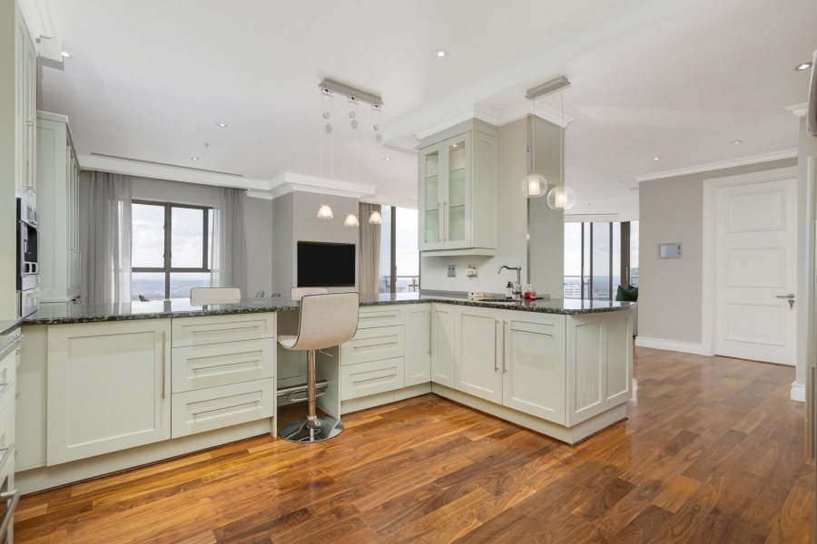 2 Bedroom Property for Sale in Sandton Central Gauteng