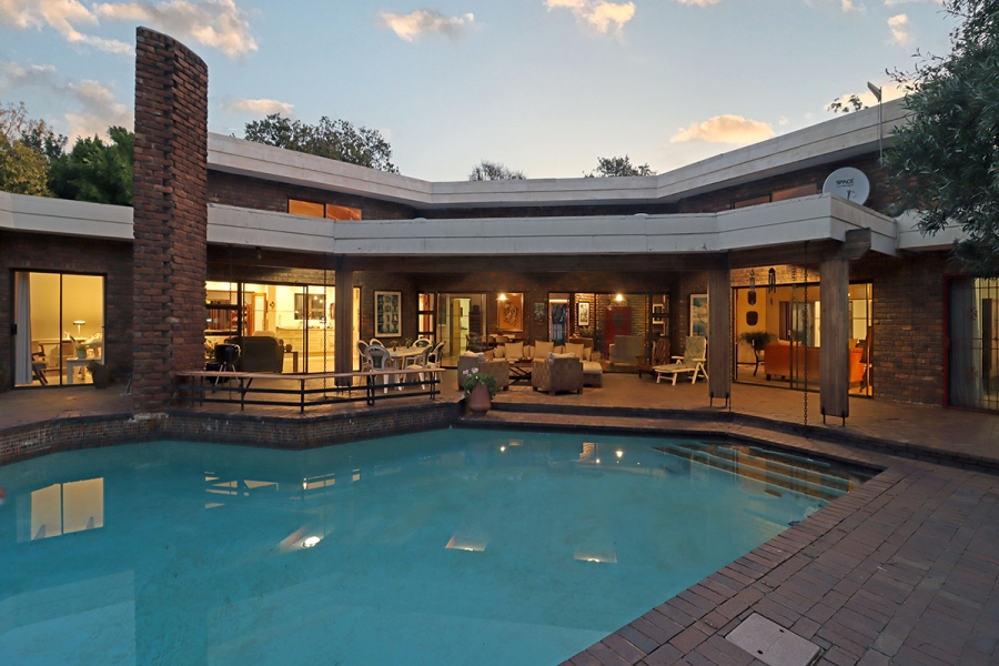 5 Bedroom Property for Sale in Bryanston Gauteng