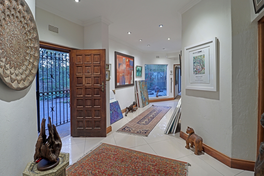 5 Bedroom Property for Sale in Bryanston Gauteng