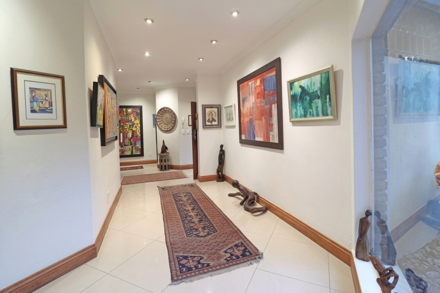 5 Bedroom Property for Sale in Bryanston Gauteng