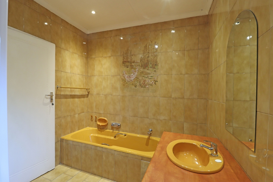 5 Bedroom Property for Sale in Bryanston Gauteng