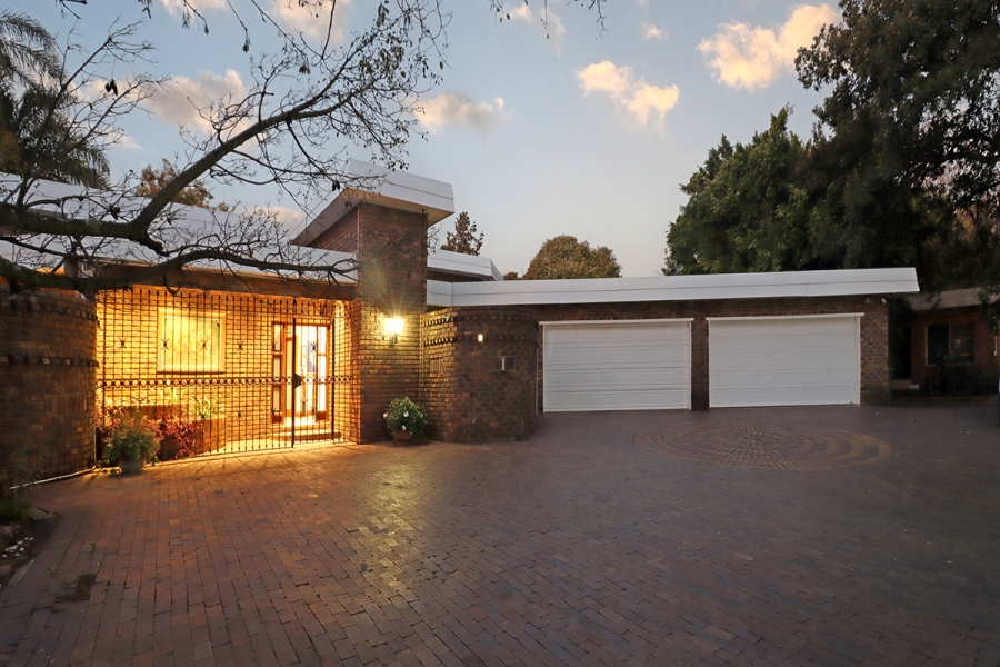 5 Bedroom Property for Sale in Bryanston Gauteng