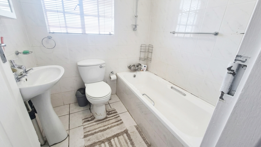 3 Bedroom Property for Sale in Eden Glen Gauteng