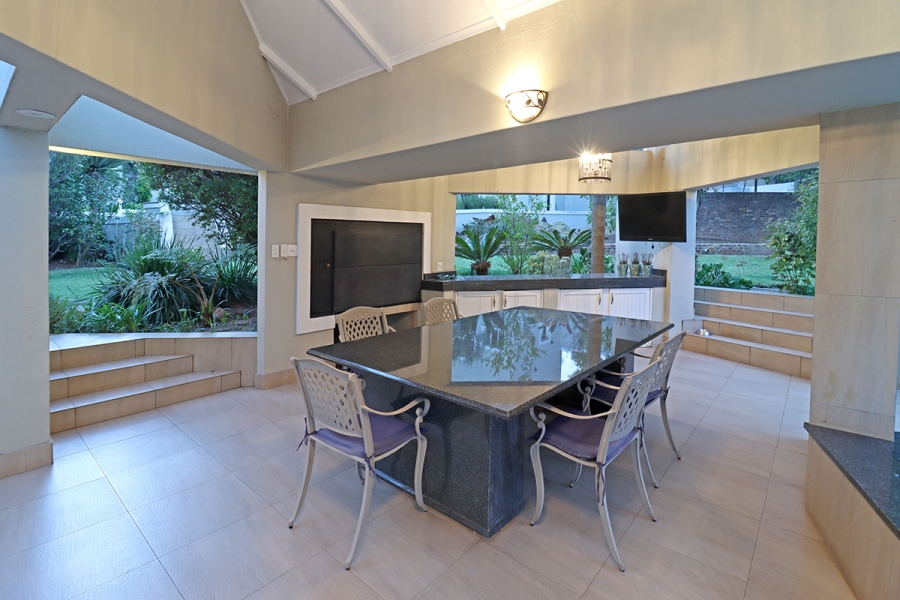 5 Bedroom Property for Sale in Bryanston Gauteng