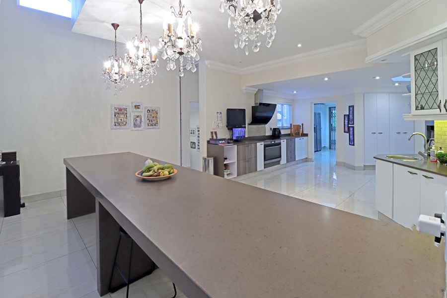 5 Bedroom Property for Sale in Bryanston Gauteng