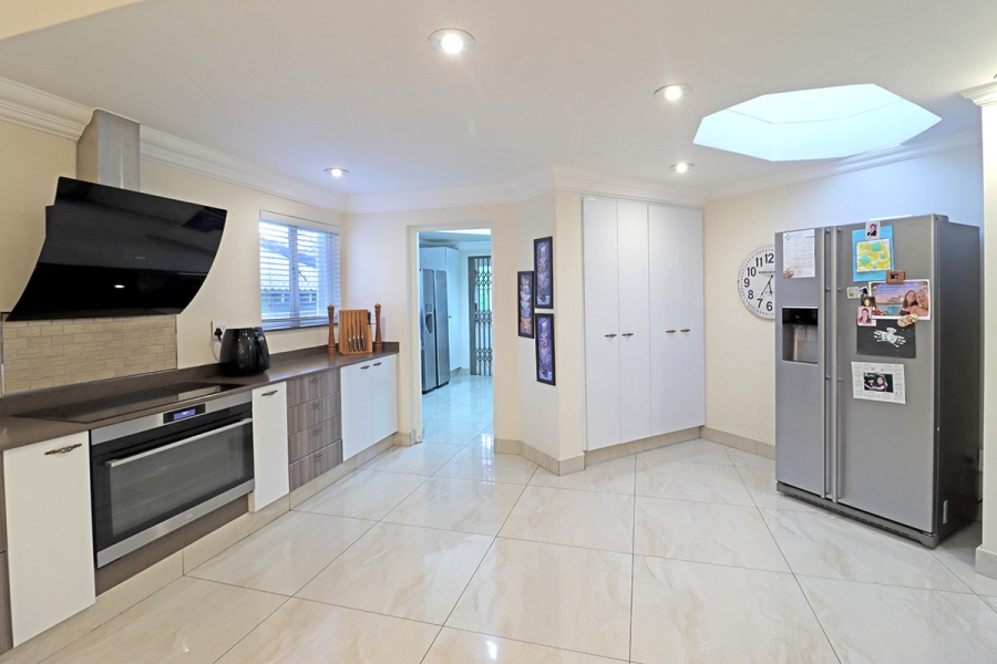 5 Bedroom Property for Sale in Bryanston Gauteng