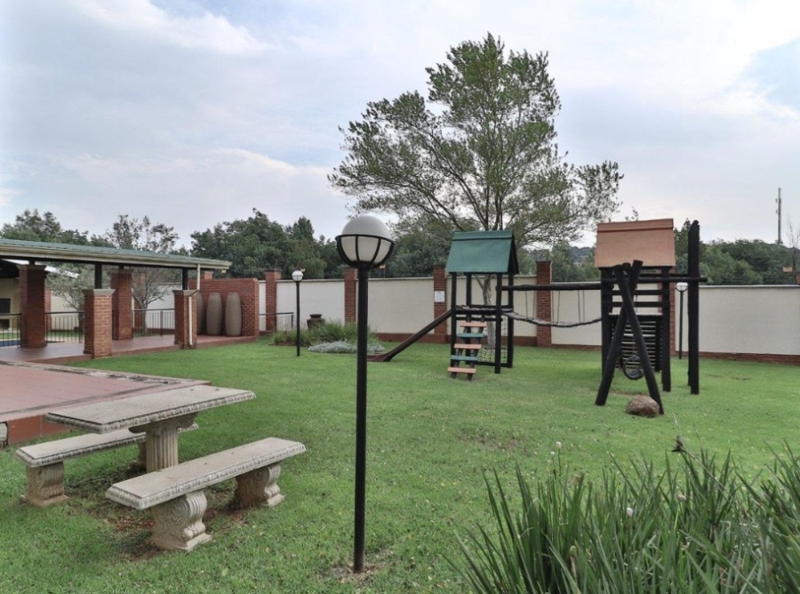 2 Bedroom Property for Sale in Glenvista Gauteng