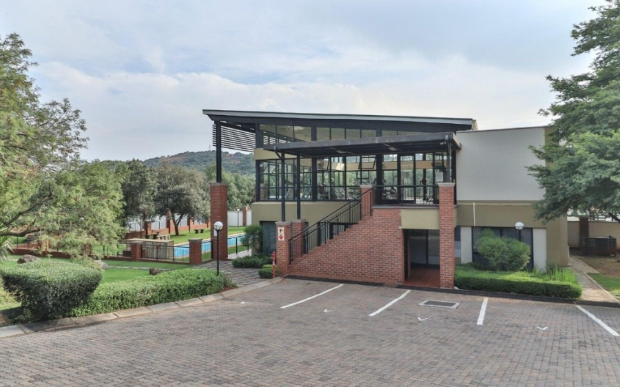 2 Bedroom Property for Sale in Glenvista Gauteng