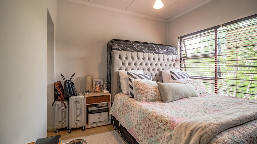 2 Bedroom Property for Sale in Glenvista Gauteng