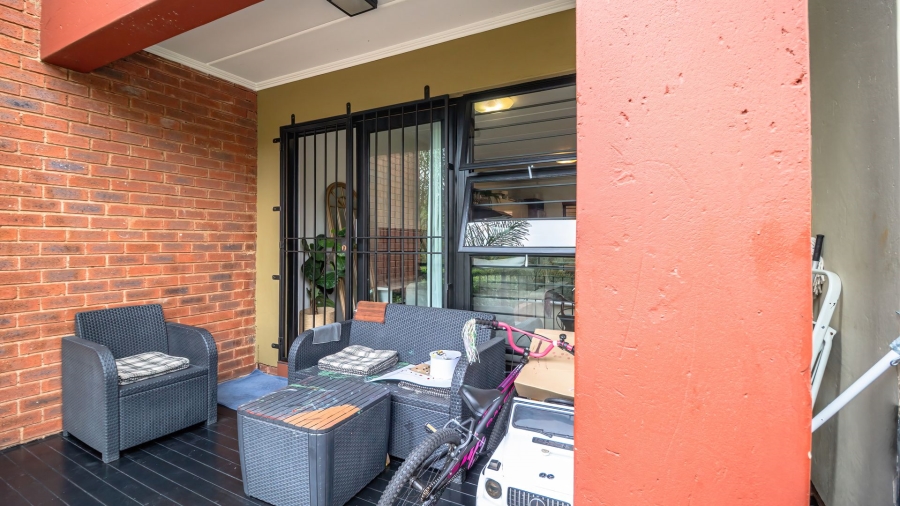 2 Bedroom Property for Sale in Glenvista Gauteng