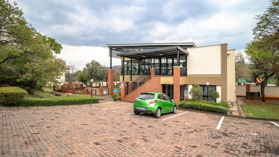 2 Bedroom Property for Sale in Glenvista Gauteng