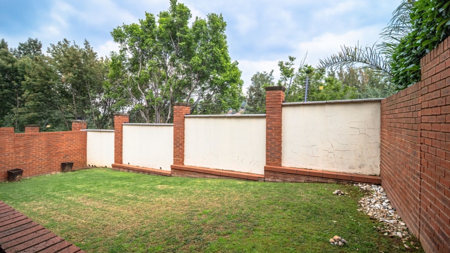 2 Bedroom Property for Sale in Glenvista Gauteng