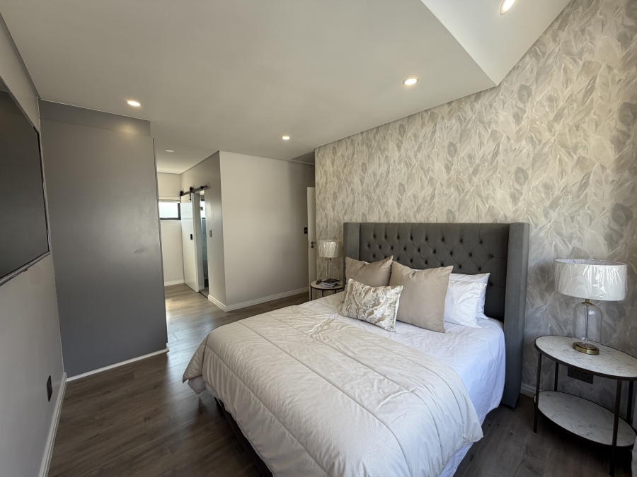 3 Bedroom Property for Sale in Hurlingham Gauteng