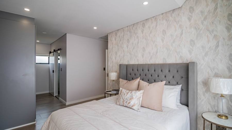 3 Bedroom Property for Sale in Hurlingham Gauteng