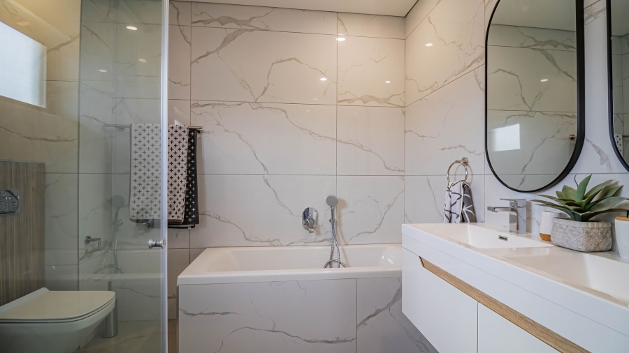 3 Bedroom Property for Sale in Hurlingham Gauteng