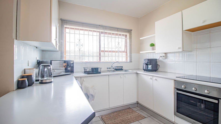2 Bedroom Property for Sale in Bassonia Gauteng