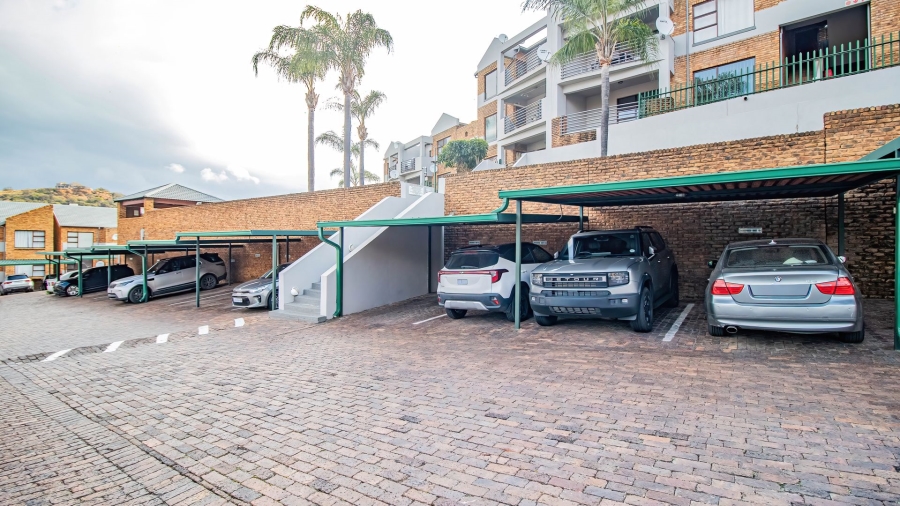 2 Bedroom Property for Sale in Bassonia Gauteng