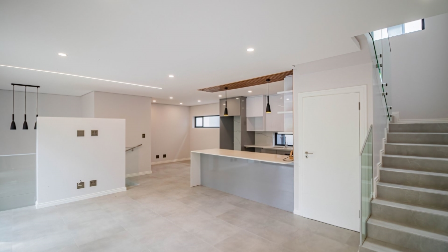 3 Bedroom Property for Sale in Hurlingham Gauteng