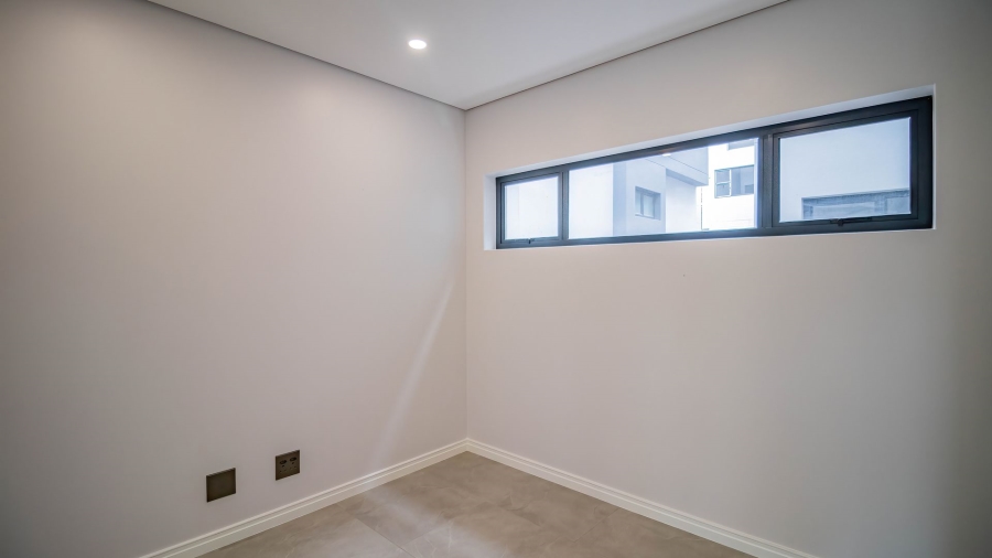 3 Bedroom Property for Sale in Hurlingham Gauteng
