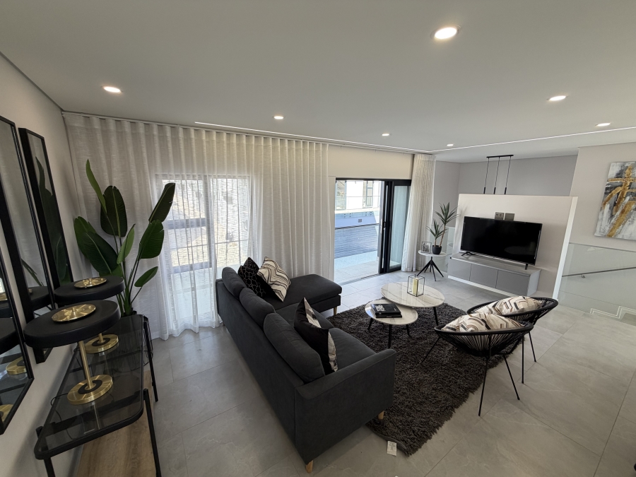 3 Bedroom Property for Sale in Hurlingham Gauteng