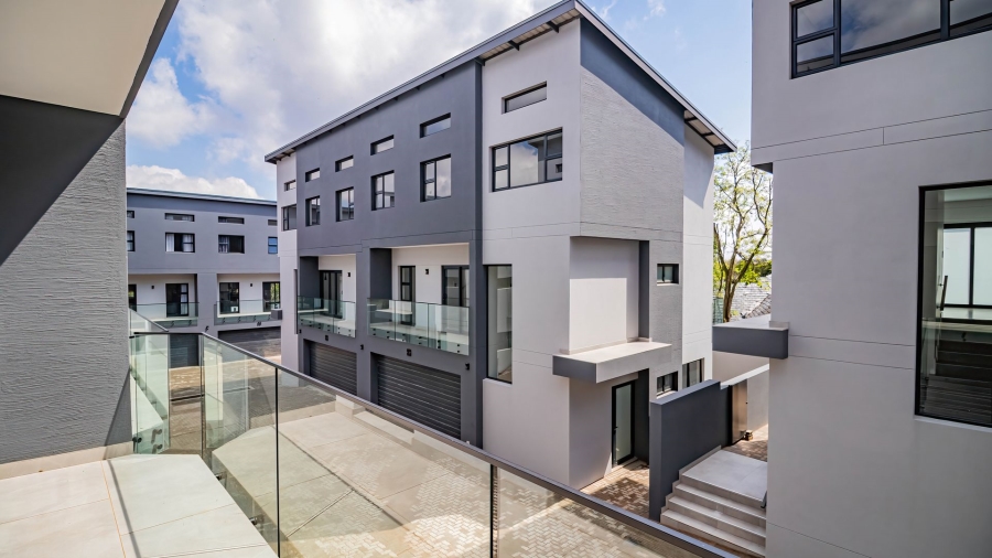 3 Bedroom Property for Sale in Hurlingham Gauteng