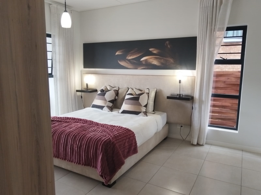 3 Bedroom Property for Sale in Mulbarton Gauteng