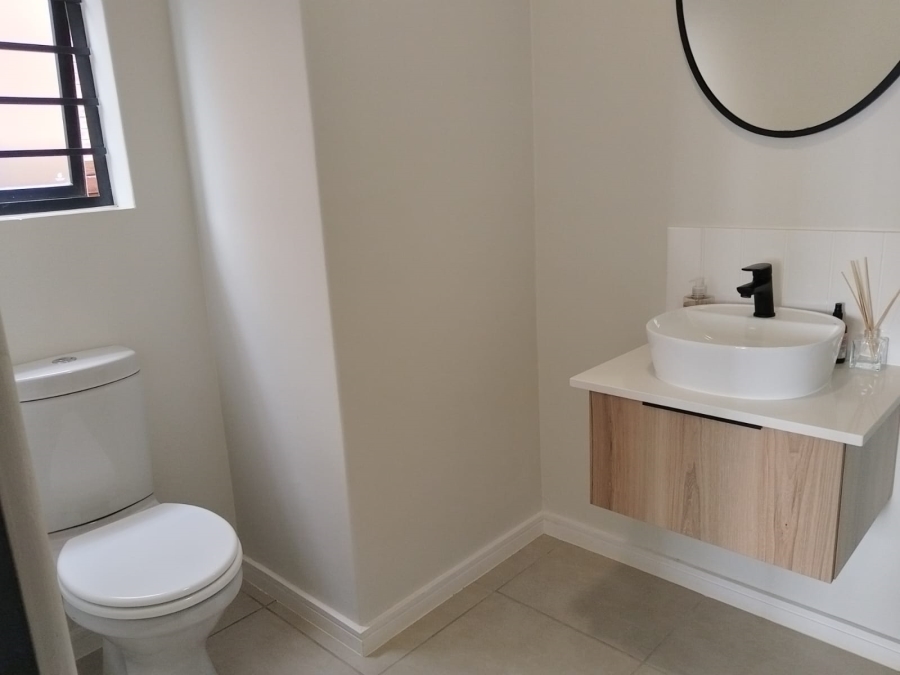 3 Bedroom Property for Sale in Mulbarton Gauteng