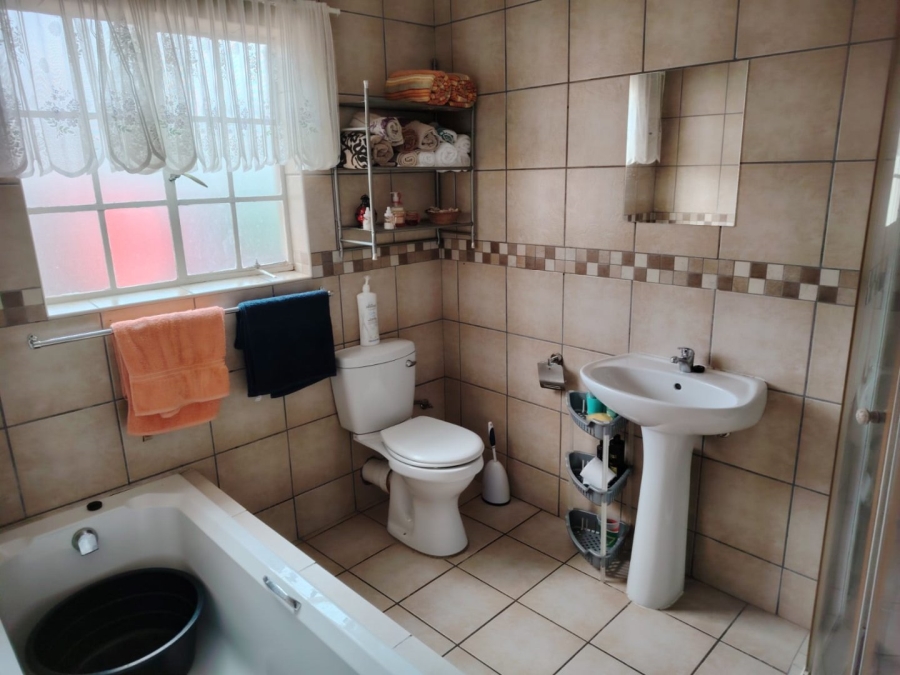 3 Bedroom Property for Sale in Westergloor Gauteng