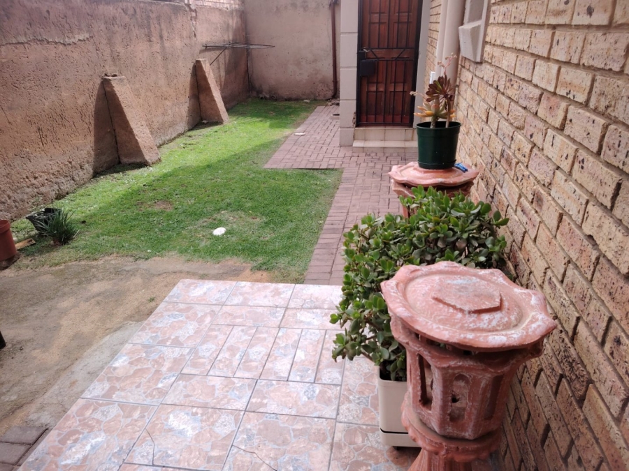 3 Bedroom Property for Sale in Westergloor Gauteng