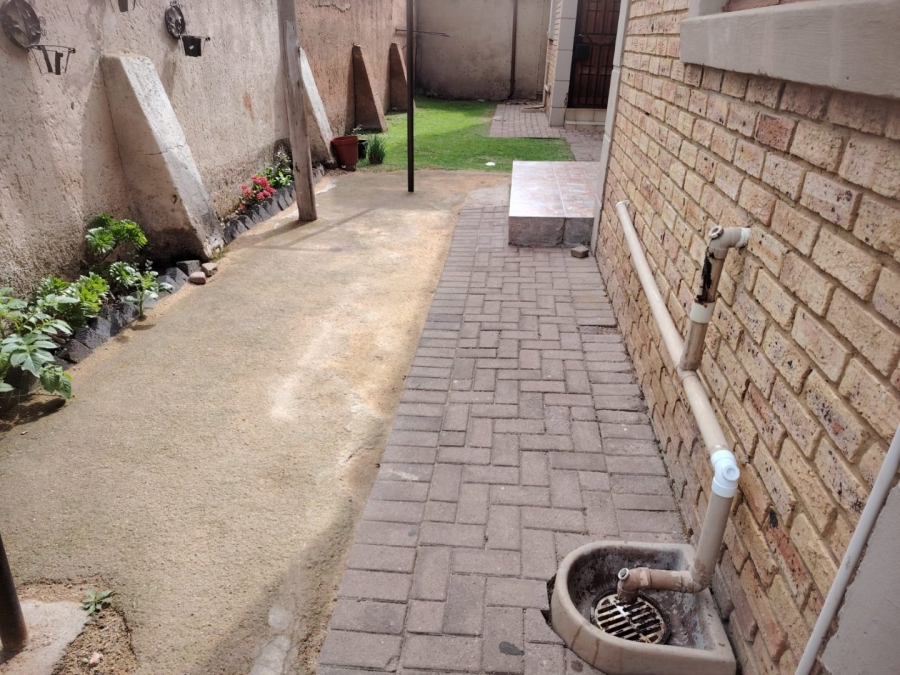 3 Bedroom Property for Sale in Westergloor Gauteng