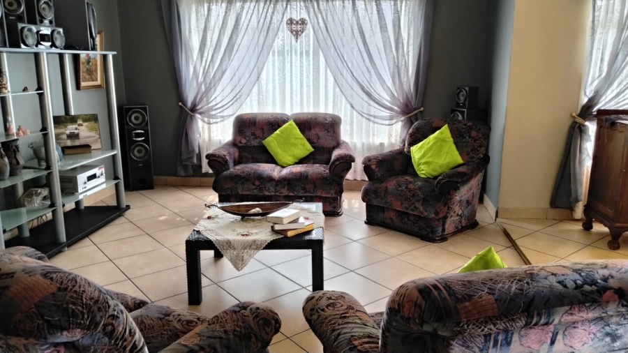 3 Bedroom Property for Sale in Greenhills Gauteng