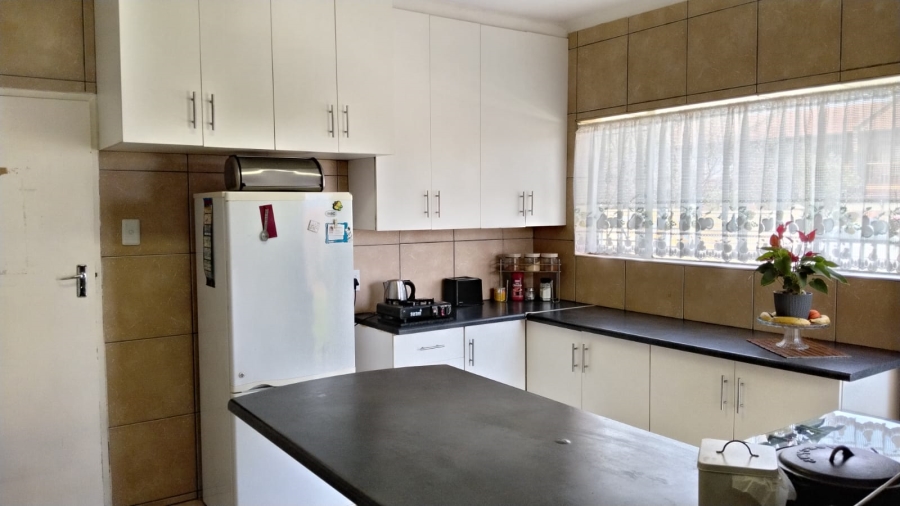 3 Bedroom Property for Sale in Greenhills Gauteng