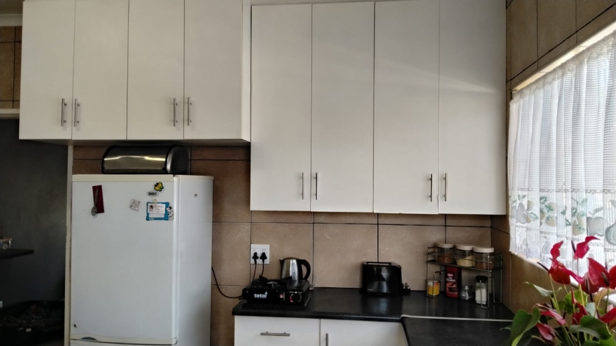 3 Bedroom Property for Sale in Greenhills Gauteng