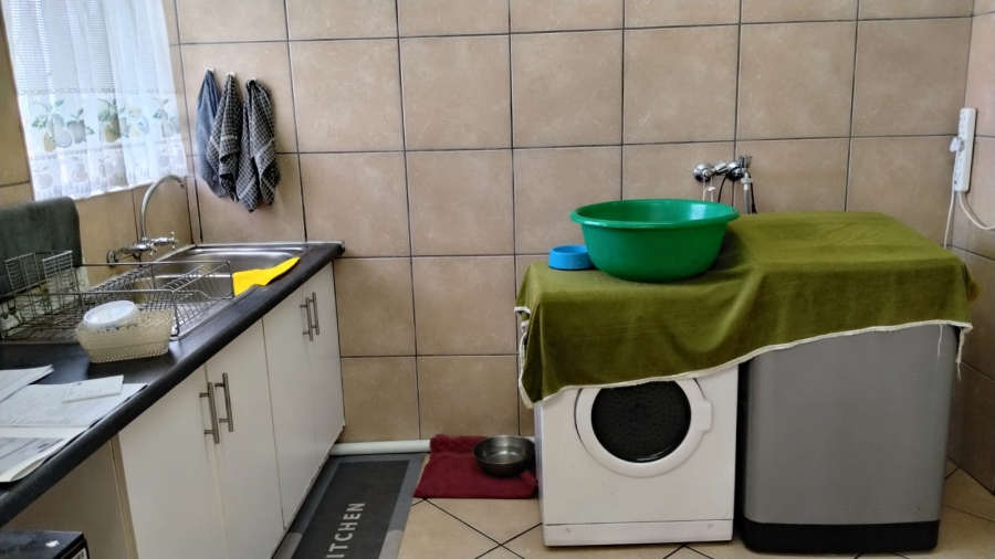 3 Bedroom Property for Sale in Greenhills Gauteng