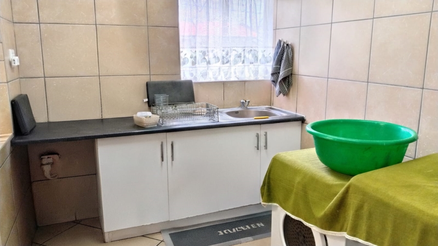 3 Bedroom Property for Sale in Greenhills Gauteng