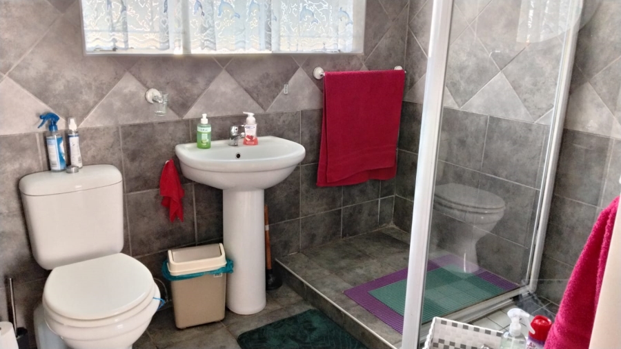 3 Bedroom Property for Sale in Greenhills Gauteng