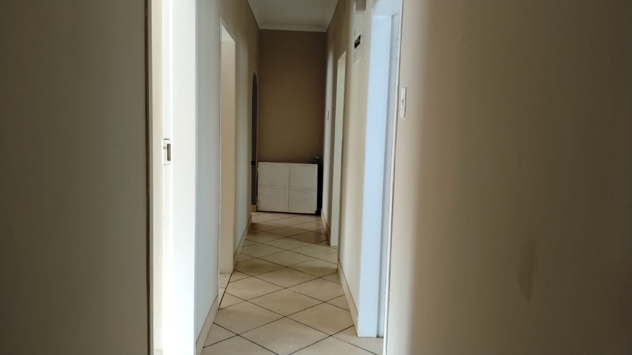 3 Bedroom Property for Sale in Greenhills Gauteng