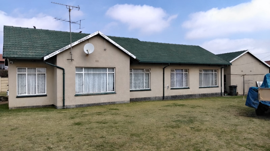3 Bedroom Property for Sale in Greenhills Gauteng