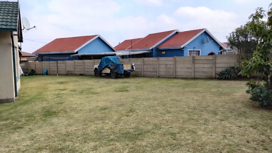 3 Bedroom Property for Sale in Greenhills Gauteng