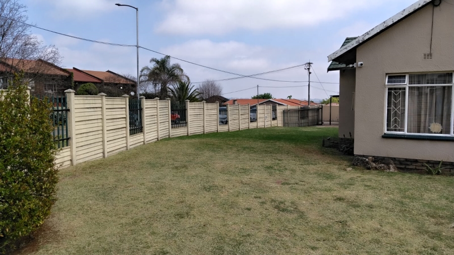 3 Bedroom Property for Sale in Greenhills Gauteng