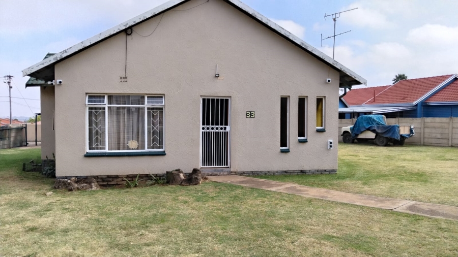 3 Bedroom Property for Sale in Greenhills Gauteng