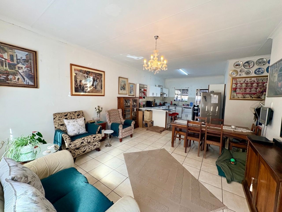 2 Bedroom Property for Sale in Robinpark Gauteng