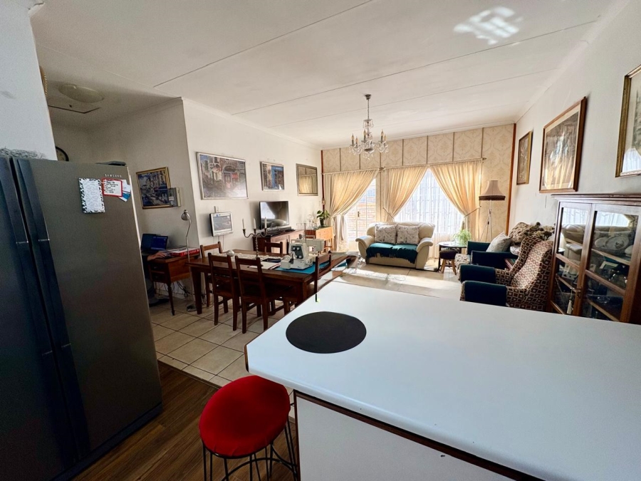 2 Bedroom Property for Sale in Robinpark Gauteng