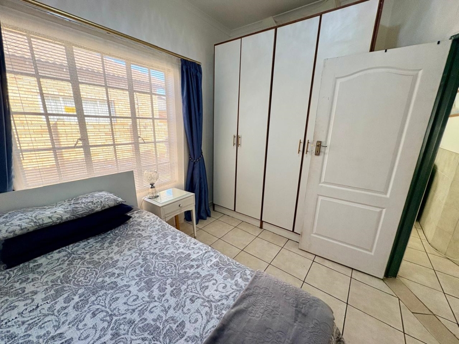 2 Bedroom Property for Sale in Robinpark Gauteng