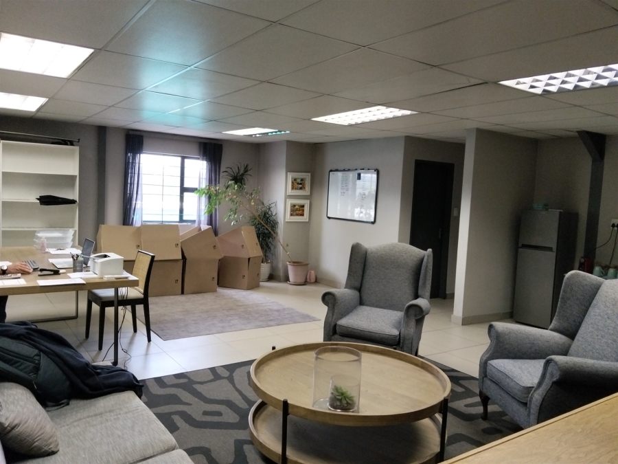 To Let Commercial Property for Rent in Strijdom Park Gauteng