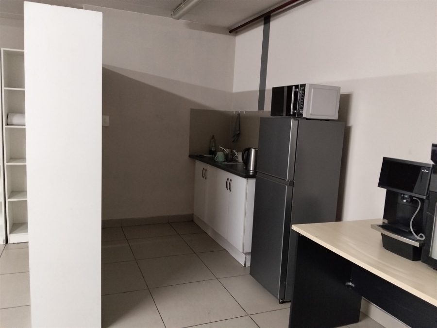 To Let Commercial Property for Rent in Strijdom Park Gauteng