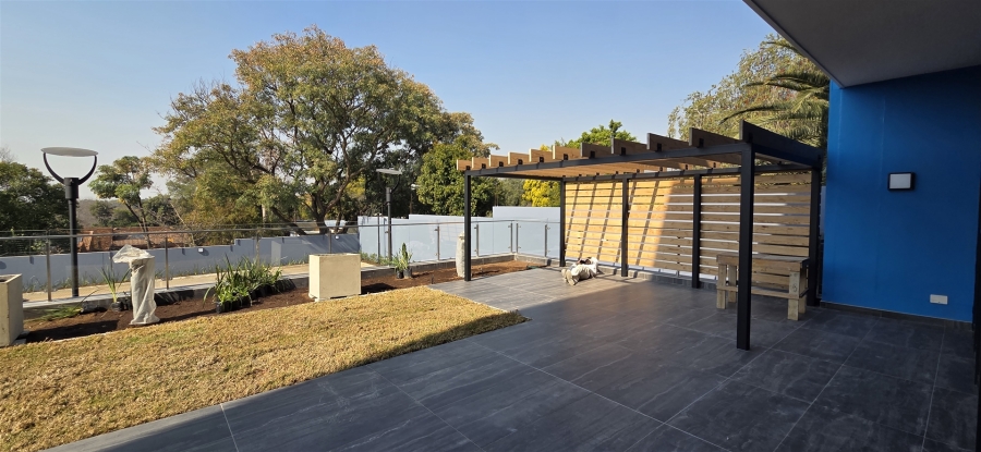 To Let Commercial Property for Rent in Bryanston Gauteng