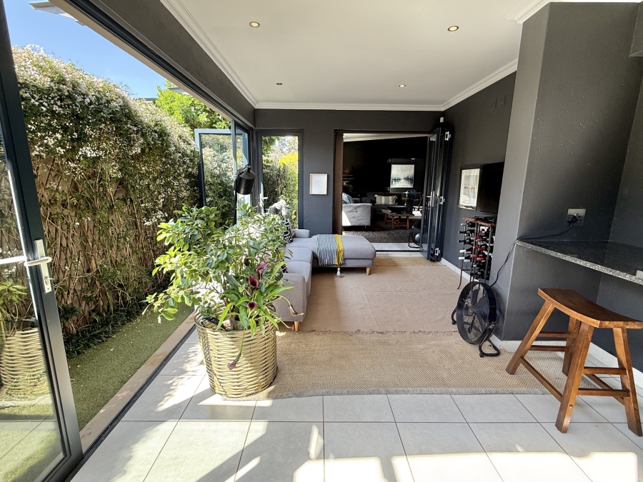 3 Bedroom Property for Sale in Olympus AH Gauteng