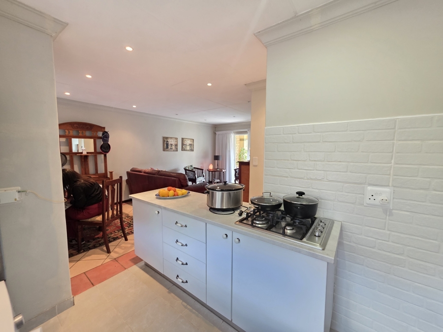 2 Bedroom Property for Sale in Mooikloof Gauteng