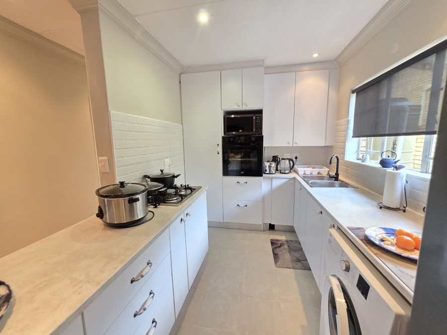 2 Bedroom Property for Sale in Mooikloof Gauteng
